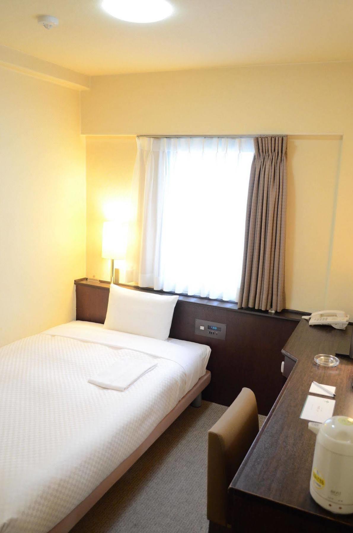 Sendai Business Hotel Ekimae Exterior foto